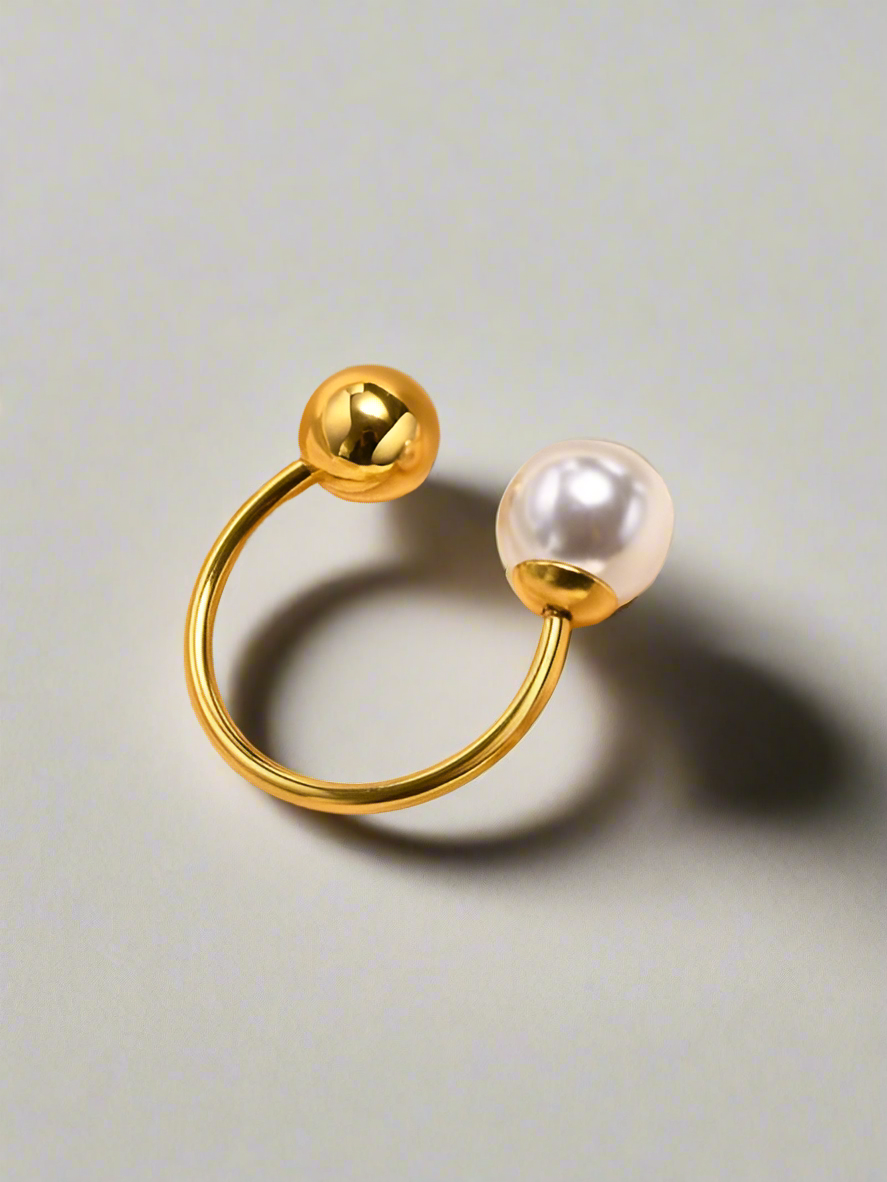 Aria Pearl Ring