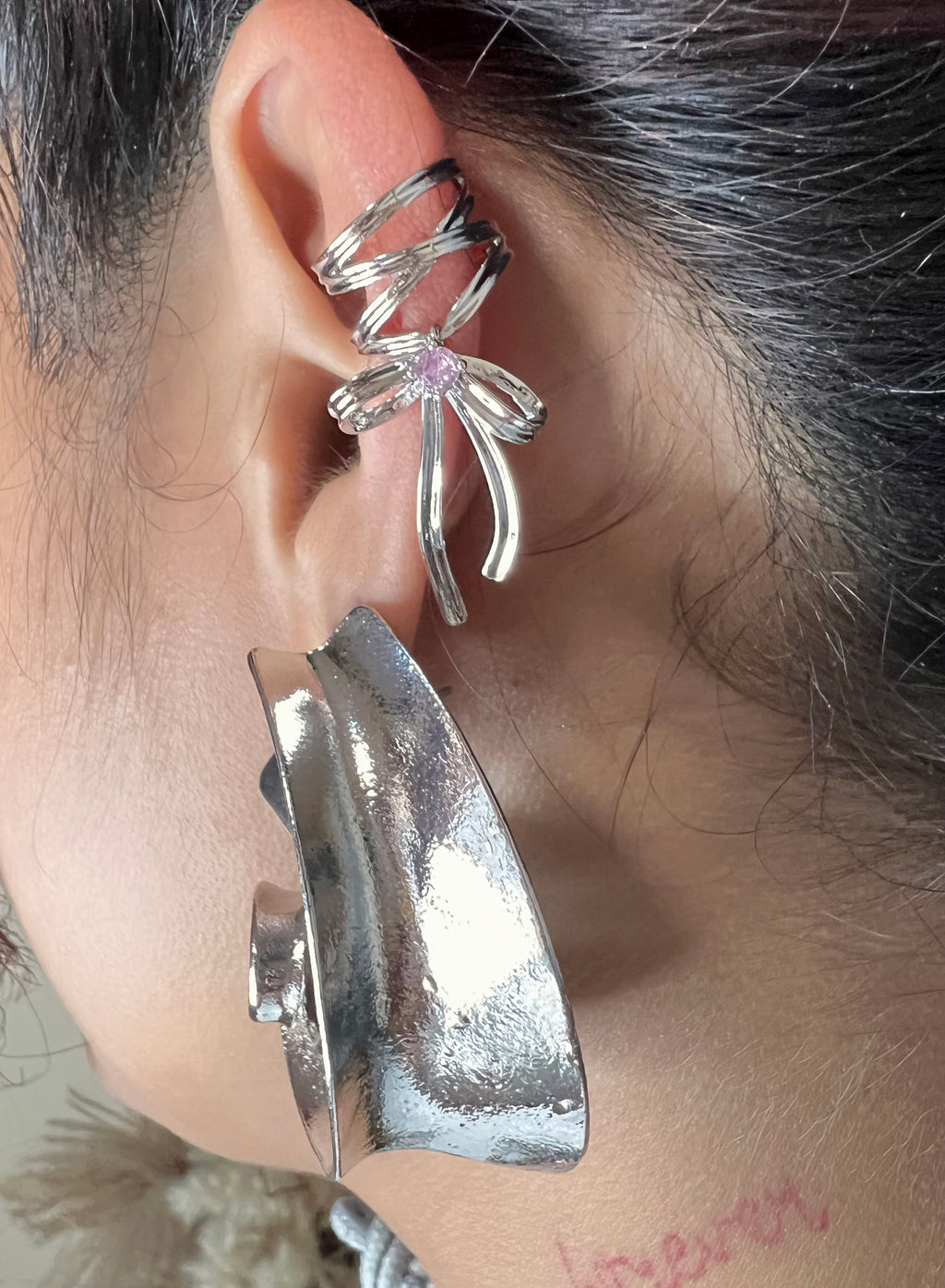 The Bow Cuffs
