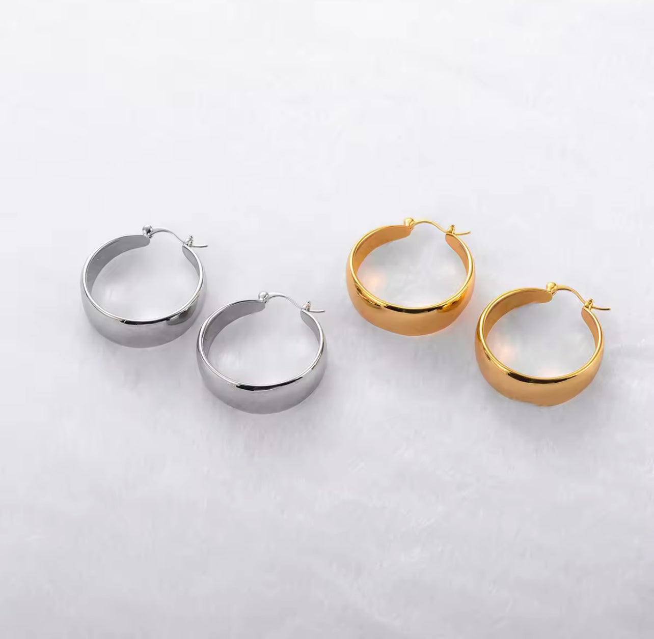 Glossy Hoops