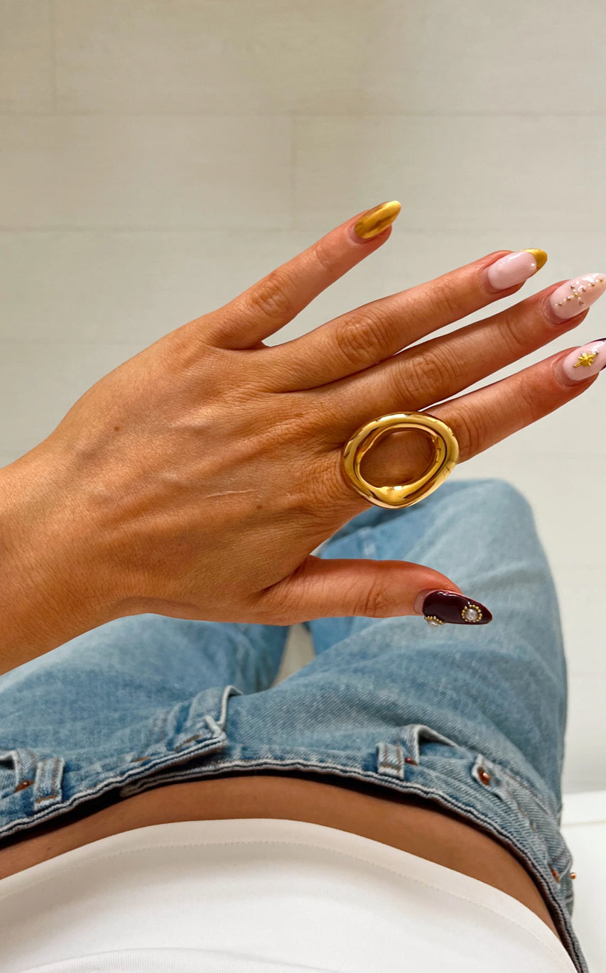Big Circle Ring