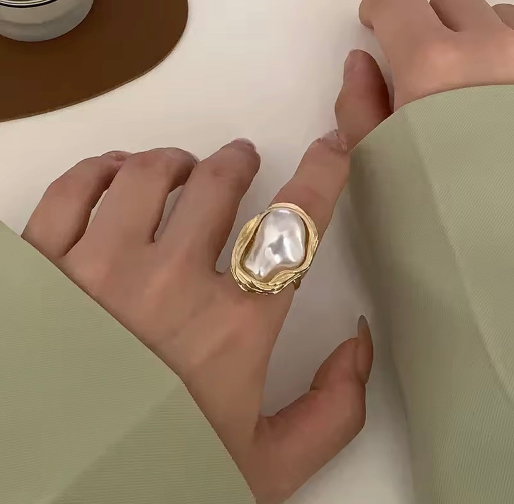 Pearl Baroque Ring