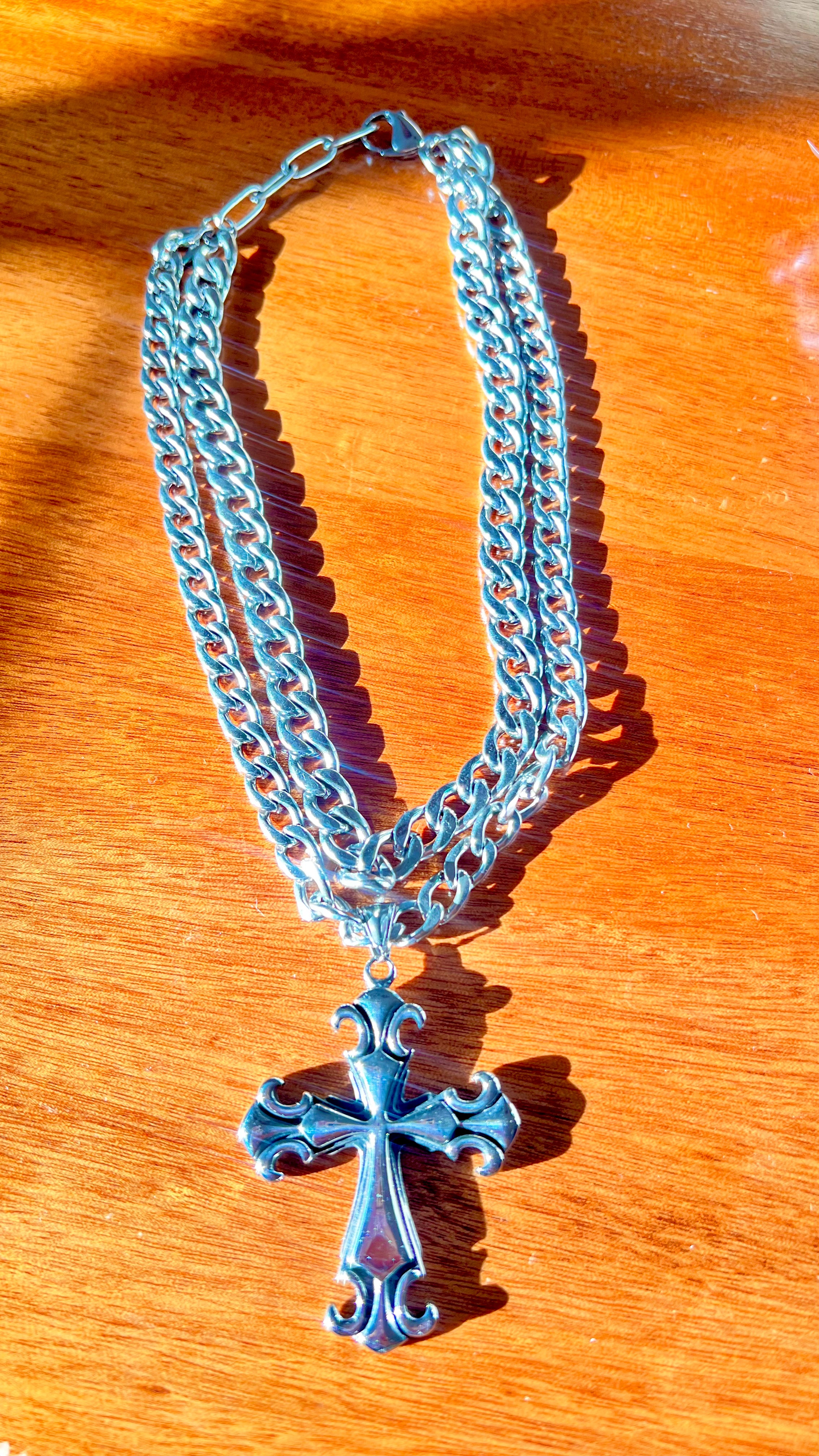 Vocatus Chain