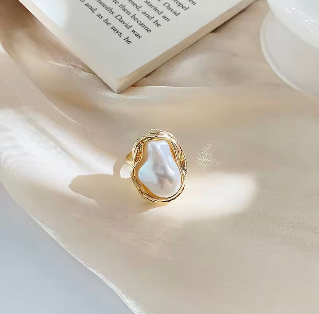 Pearl Baroque Ring