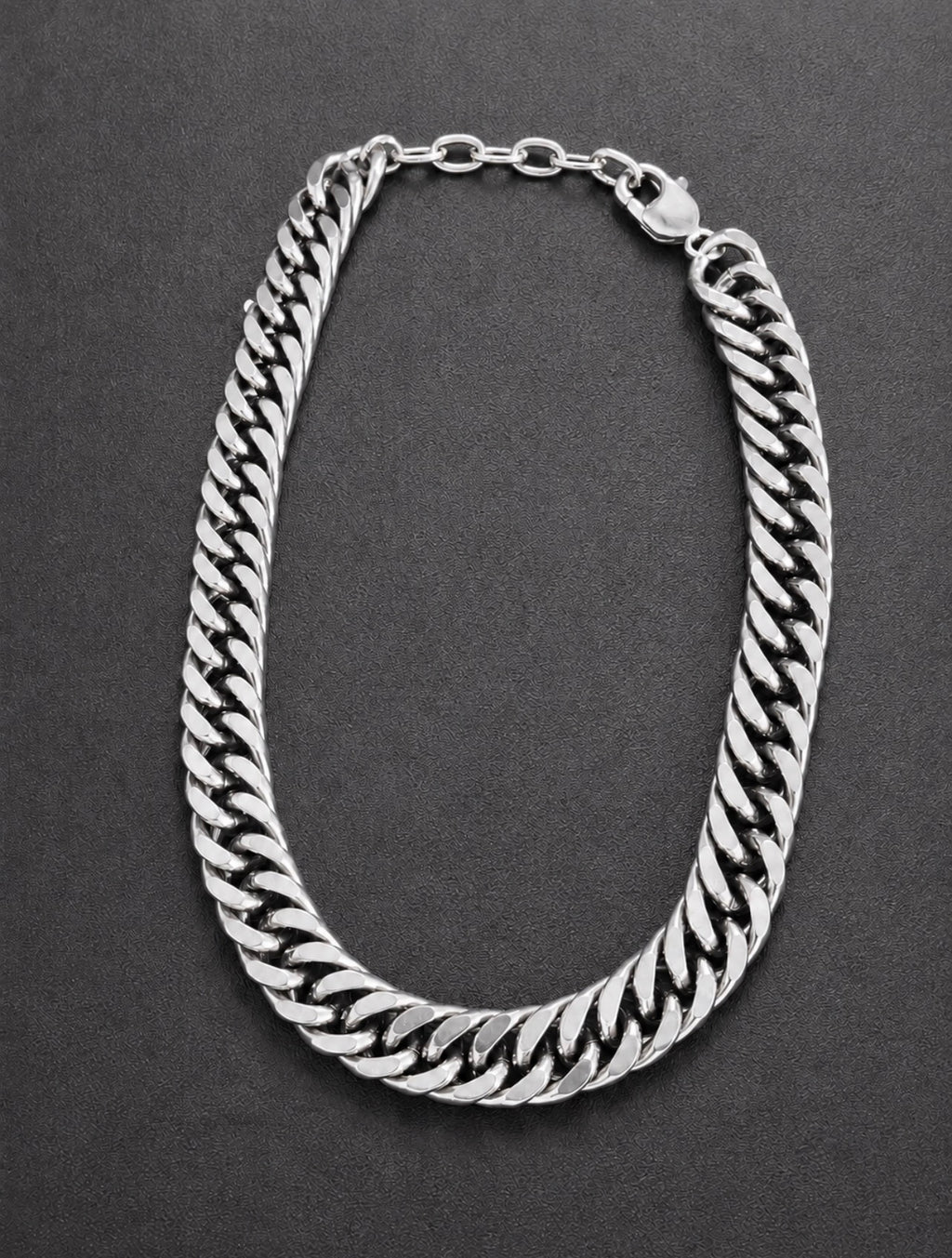 La Jefa Cuban Necklace