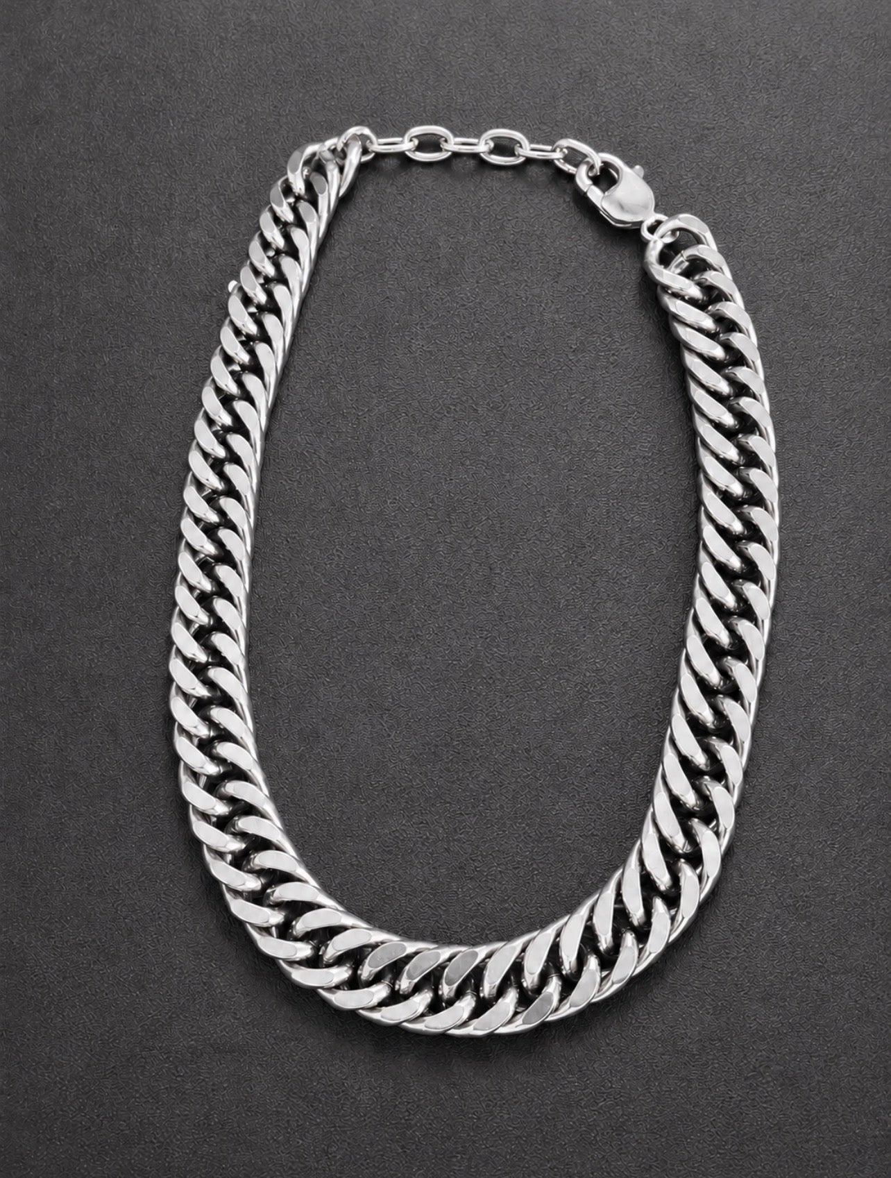La Jefa Cuban Necklace