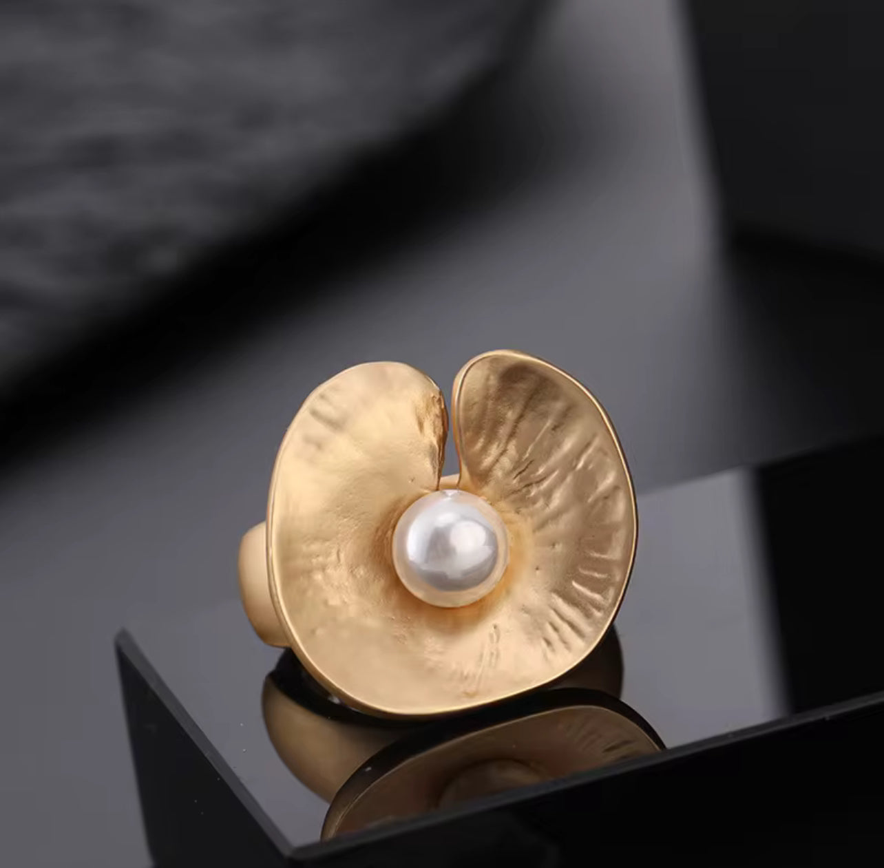 Calla Grace Ring