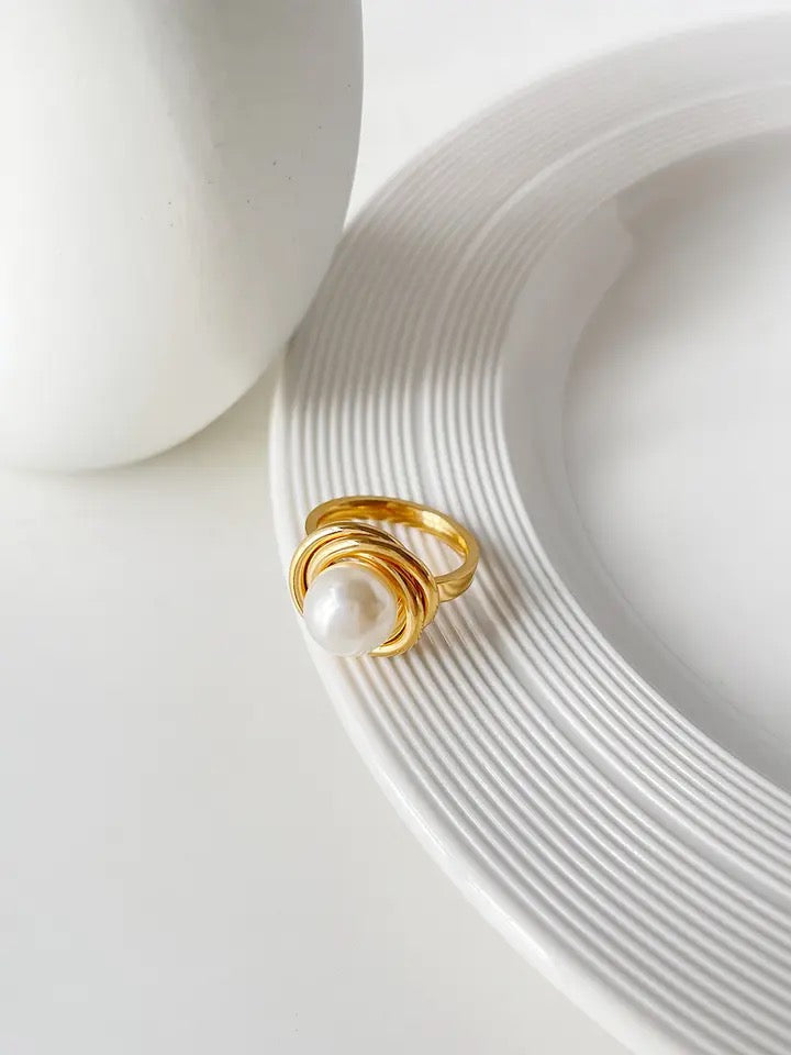 Round Pearl Ring