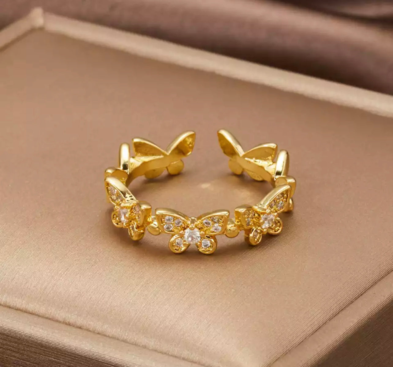 Mariposa Ring